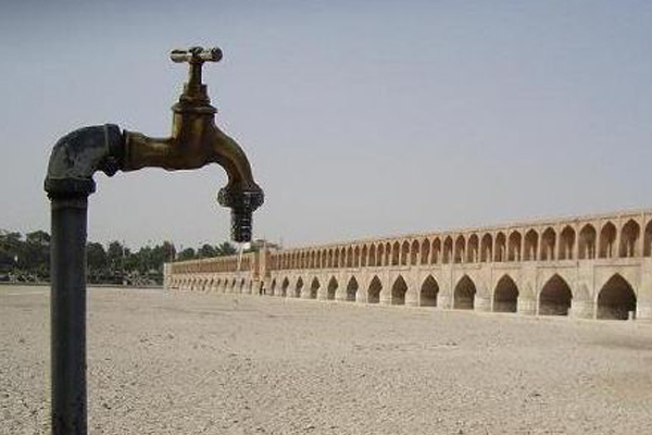 نکاتی در باره بیانیه پایانی همایش پیامد های انتقال آب کارون