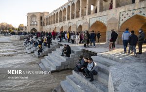 مانع قطع جریان آب در زاینده رود شوید مانع قطع جریان آب در زاینده رود شوید